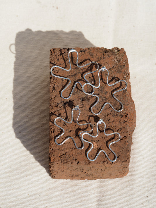 Wire Flower Stud Earrings